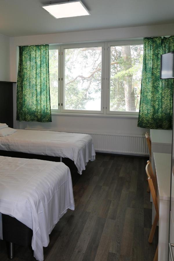 Varala Sports & Nature Hotel Tampere Extérieur photo